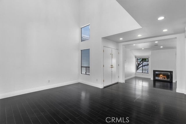 Building Photo - 1150 W Capitol Dr
