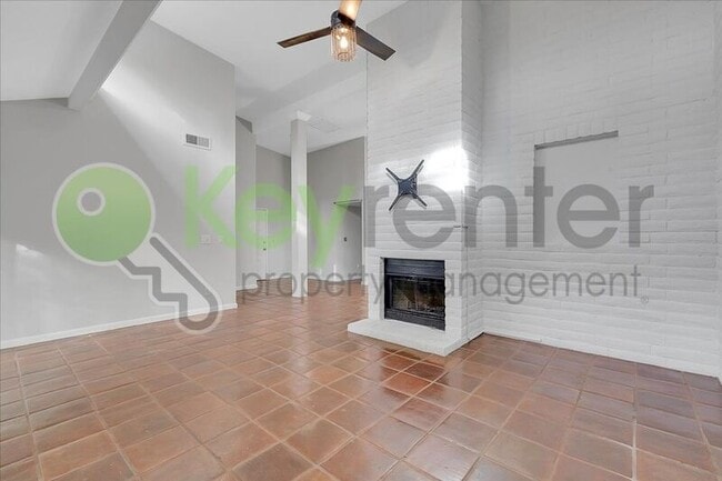 Building Photo - 2692 Bradford Way