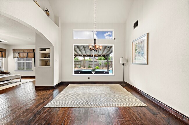 Building Photo - 22634 Cascade Springs Dr