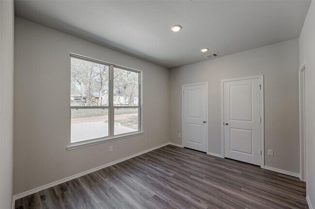 Building Photo - 11634 Vistawood St