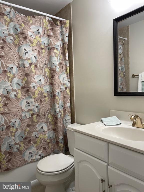 Building Photo - 9715 Whitley Park Pl