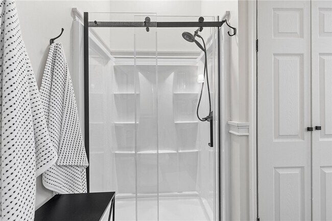 Building Photo - 42 Lake St