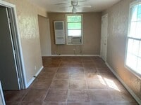 Building Photo - 1507 Polk St