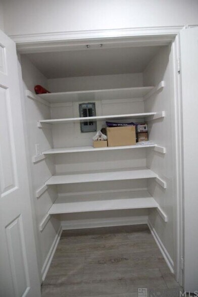 Building Photo - 10111 Jefferson Hwy