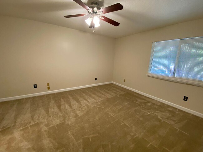 Building Photo - 5005 Wingate Way