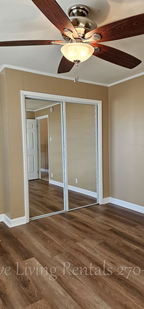 Building Photo - Stunning River & Mountain Views in South Pittsburg, Tennessee