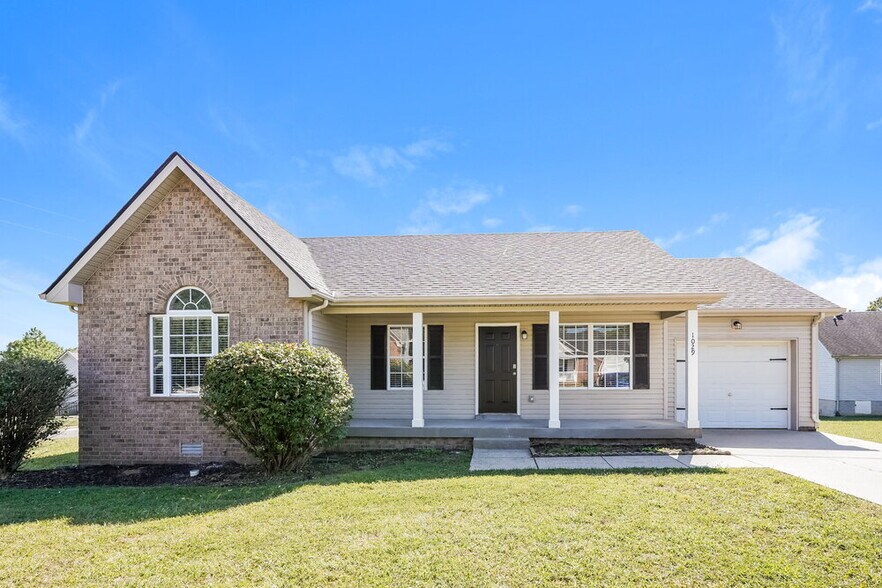 Primary Photo - 1029 Windtree Trace