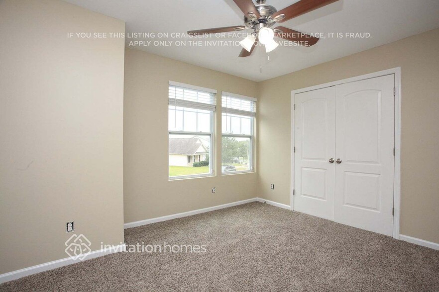 Building Photo - 4190 Broadstairs Dr SW