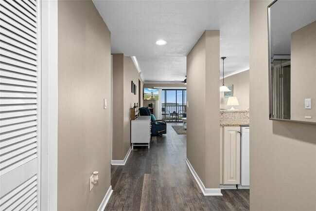 Building Photo - 4620 Bay Blvd
