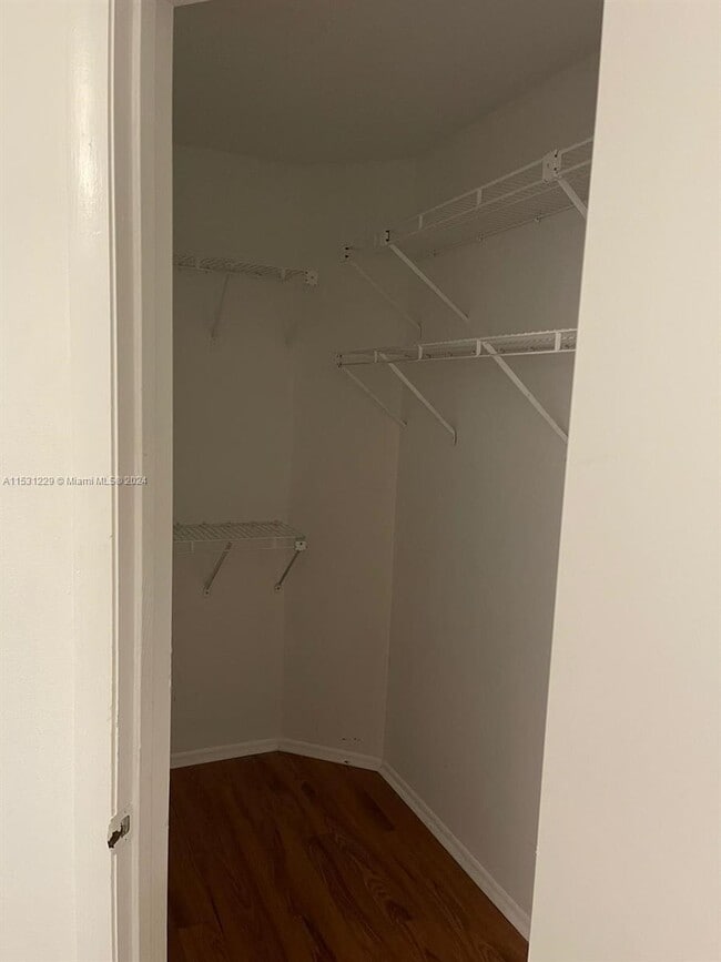 Building Photo - 4847 Via Palm Lakes