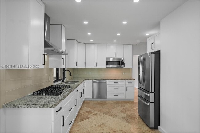 Building Photo - 19911 SW 82nd Pl