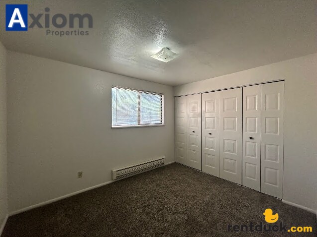 Building Photo - 2147 Marigold St