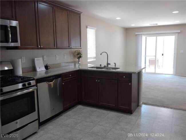 Building Photo - 8643 Rowland Bluff Ave