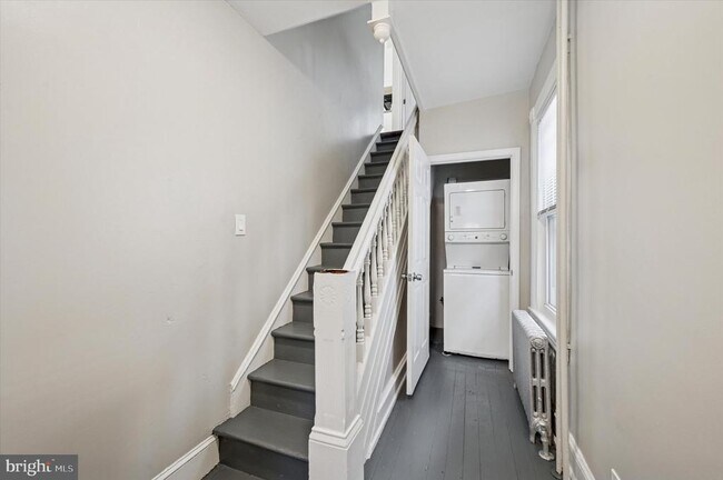 Building Photo - 305 Printz Ave