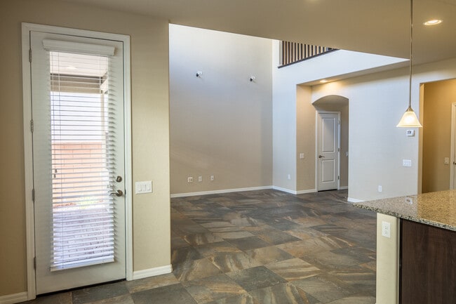 Building Photo - ABSOLUTELY STUNNING HOME IN POSH DOWNTOWN SUMMERLIN!