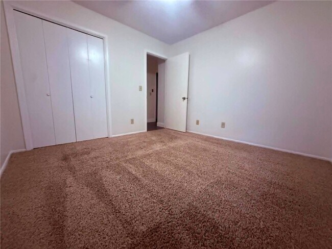 Building Photo - 3761 N Whippoorwill Ct