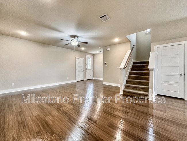 Building Photo - 3908 Ashton Dr