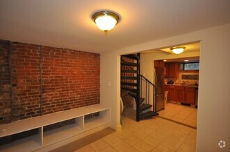 Building Photo - South End Area of Boston, In-Unit Washer a...