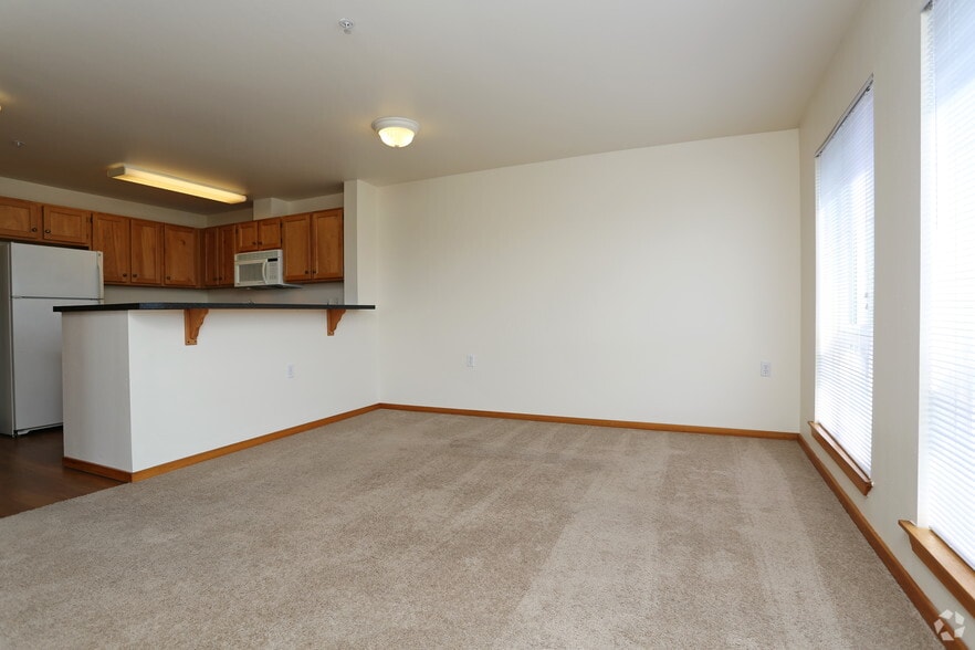 Interior Photo - Towers on Greenwood