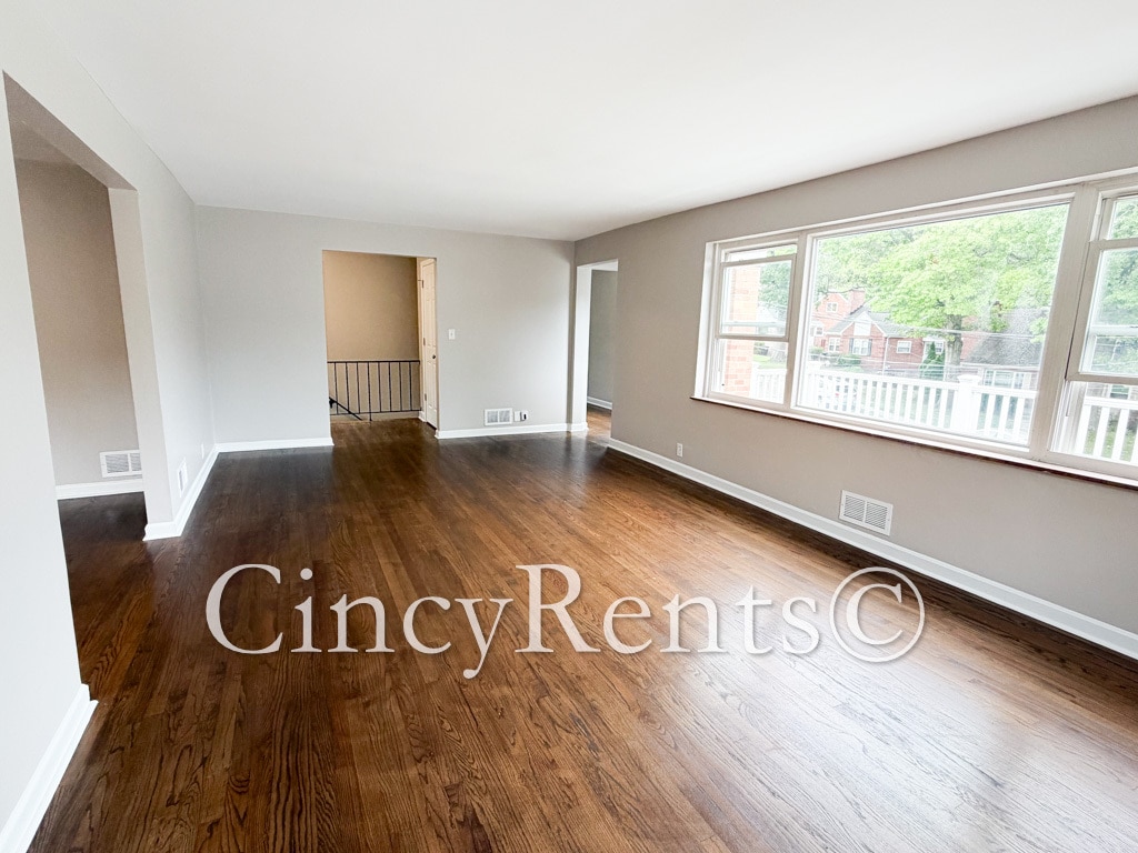 Building Photo - 4105 Paxton Woods Dr