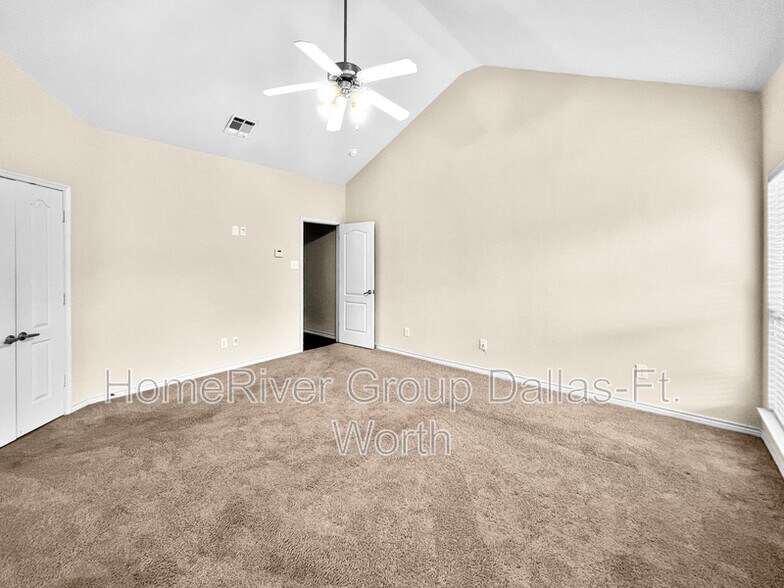Building Photo - 6876 Livorno Ln