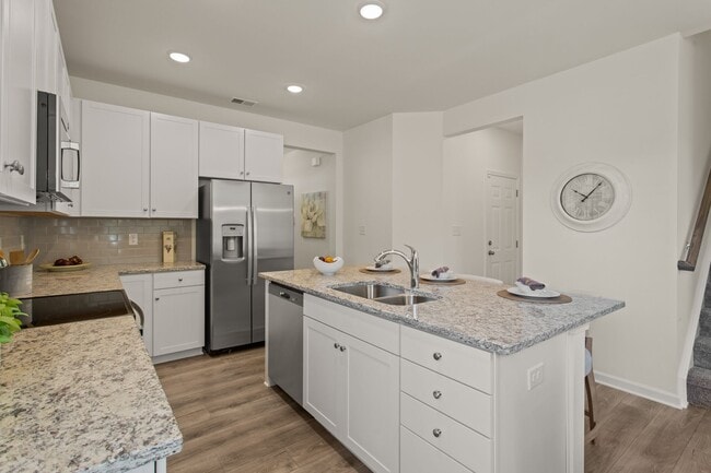 Building Photo - First Full Month's Rent FREE!