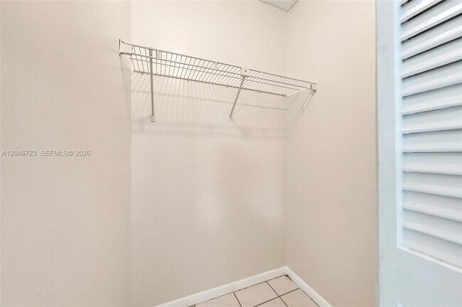 Building Photo - 20117 SW 88th Ct