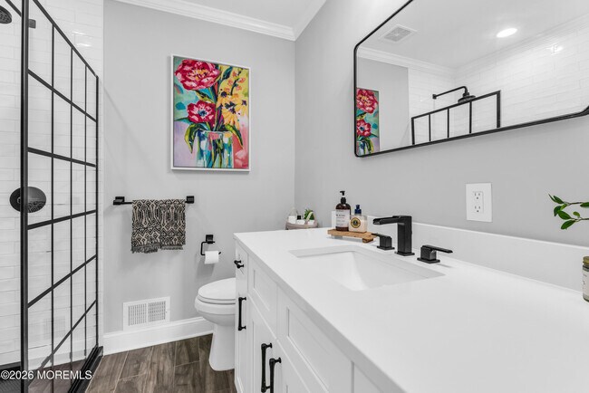 Building Photo - 3330 Windsor Ave