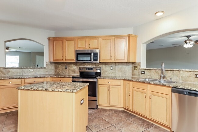 Building Photo - 8527 Cheyenne Bluff
