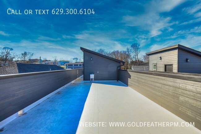 Building Photo - 2144 18th Avenue N