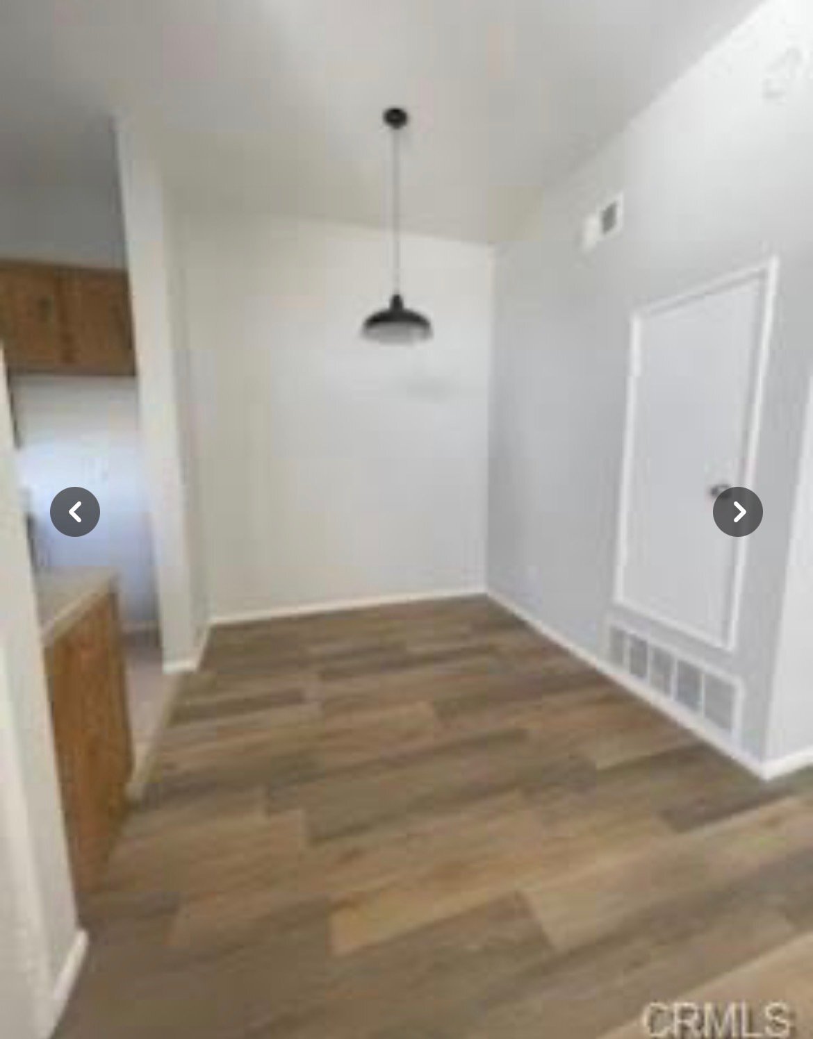 Building Photo - 10540 Lakeside Dr N