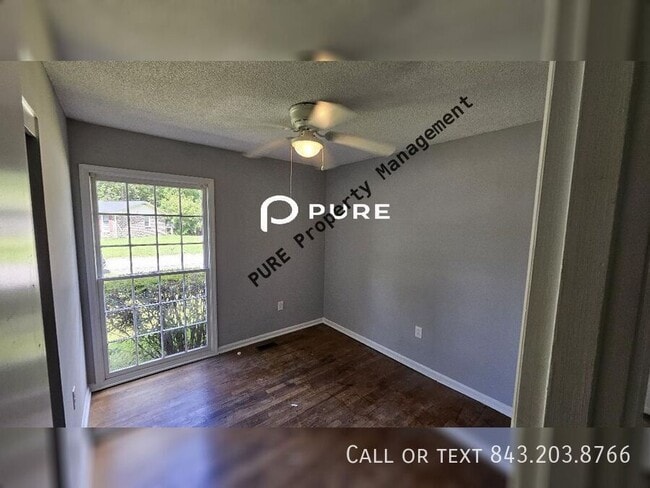 Building Photo - 364 Holly Ave