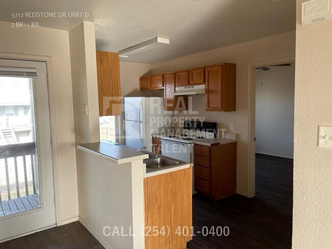 Building Photo - 5712 Redstone Dr
