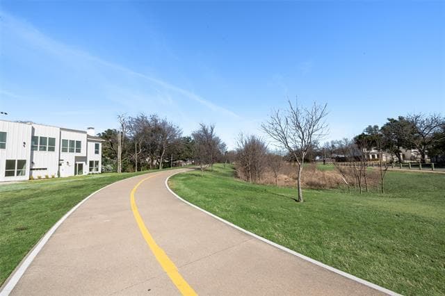 Building Photo - 312 S Glasgow Dr