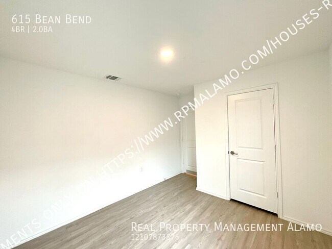 Building Photo - 615 Bean Bnd