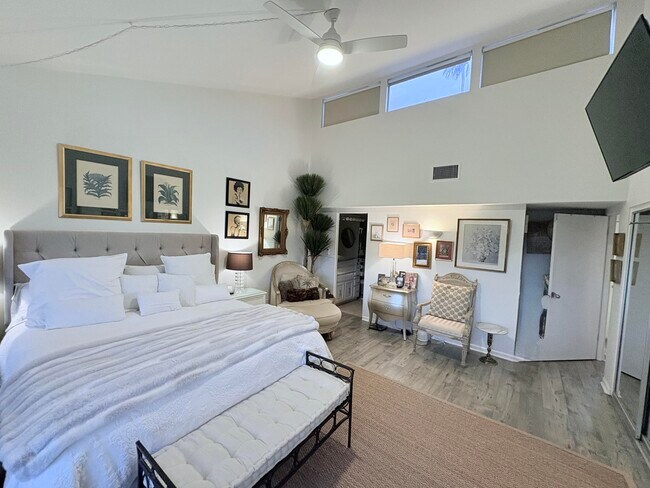 Building Photo - 35082 Mission Hills Dr