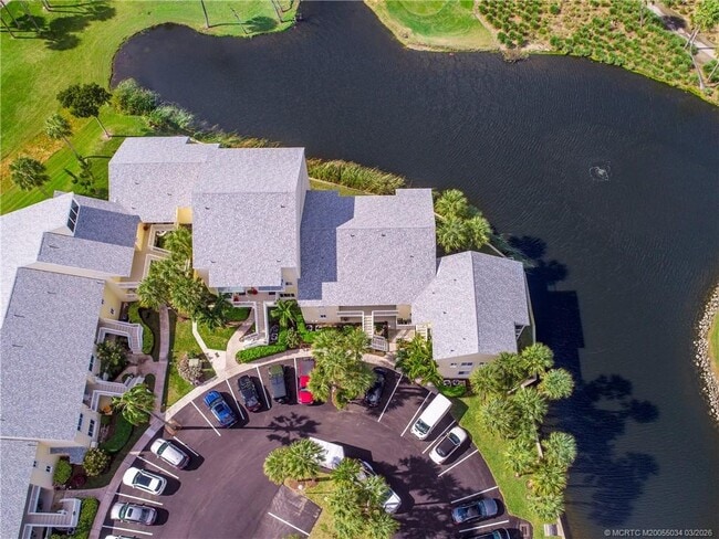 Building Photo - 5553 NE Gulfstream Way