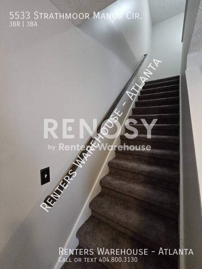 Building Photo - 5533 Strathmoor Manor Cir