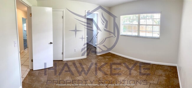 Building Photo - 2033 Dunbarton Way