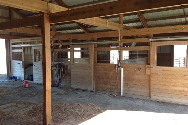 Building Photo - Beautiful 5 bedroom, 3 bathroom Country Home with Barn!