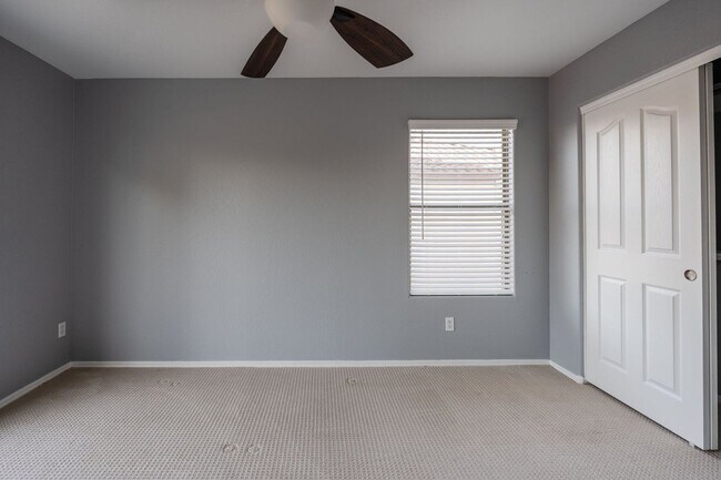 Building Photo - $3,500 For Lease Starting June 1, 2026 4 beds-2.5 Baths 2,421 Sq. Ft.  Amazing Gilbert 85298 Home...