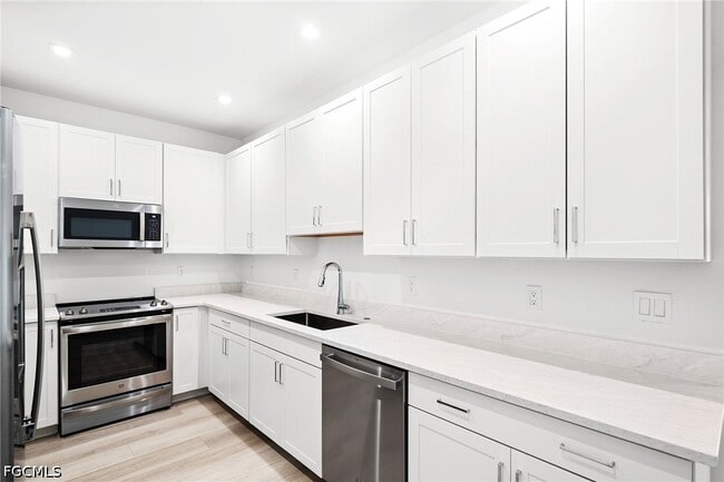 Building Photo - 13044 Georges Cay Pl
