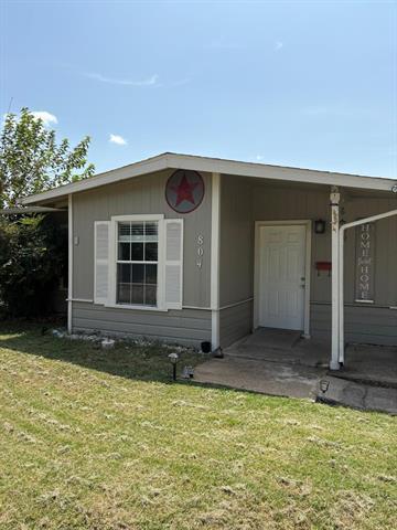 Primary Photo - 804 Travis St