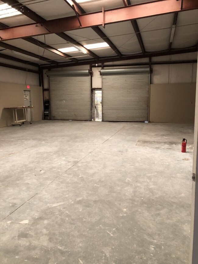 Building Photo - 2490 S Stone Mountain Lithonia Rd