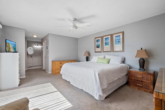 Building Photo - 1420 Ocean Way