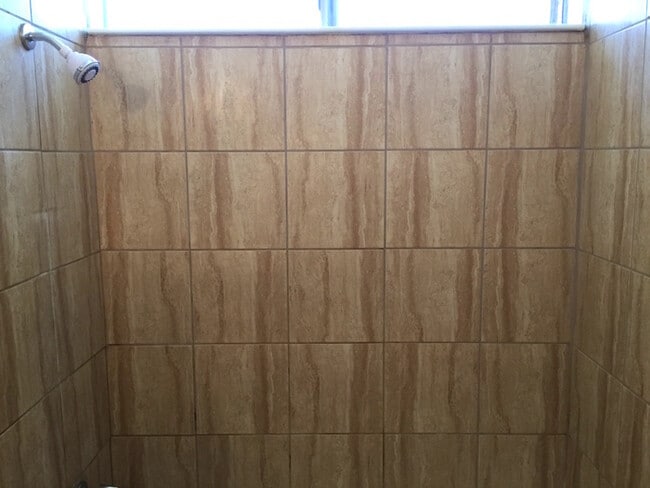 Building Photo - Pretty in Beige - Sparks 4 Bedroom Single ...