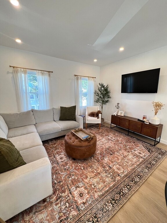 Building Photo - 285 W 5th St