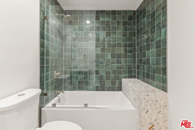 Building Photo - 1750 N Van Ness Ave