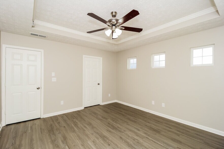 Building Photo - 427 Topaz Dr