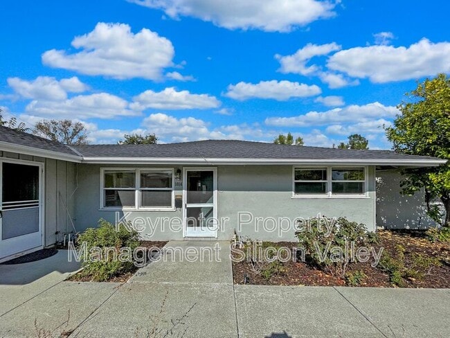 Building Photo - 1814 Woodside Rd